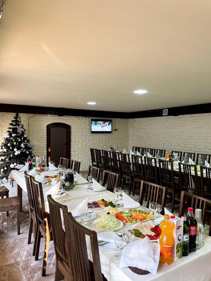 Serednye VodyaneКомплекс Скала别墅 外观 照片
